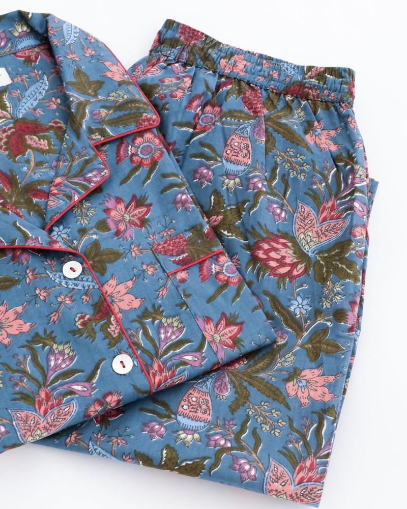 Damen Pyjama blau geblümt