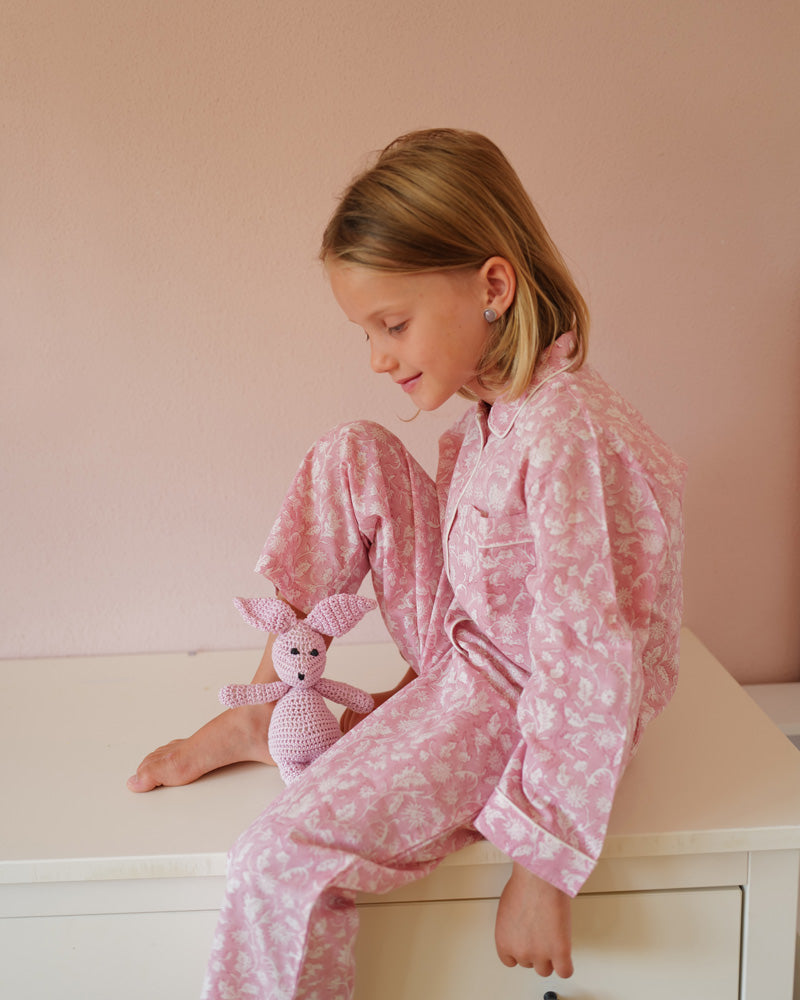 Mädchen Pyjama rosa Blumenmuster