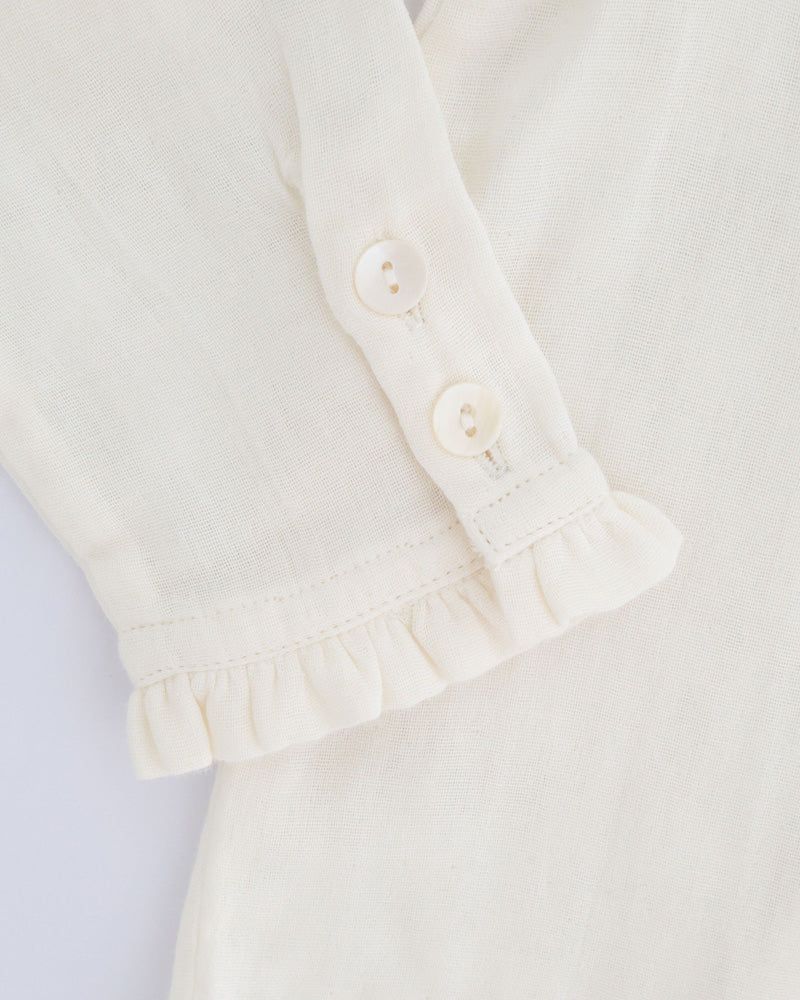 Mädchen Bluse aus weissem Baumwoll Musselin