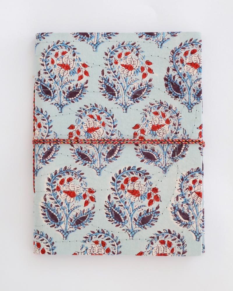 Notizbuch blau rot gemustert