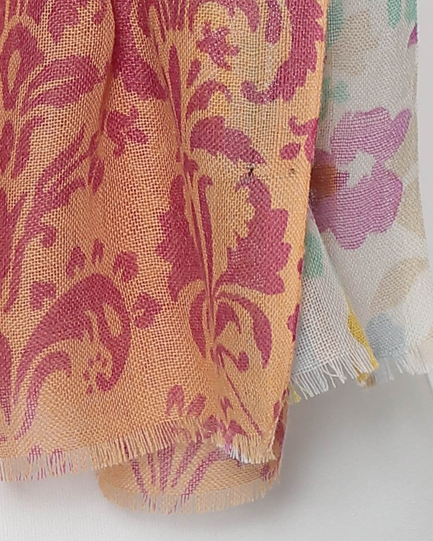 Damenschal pink bedruckt