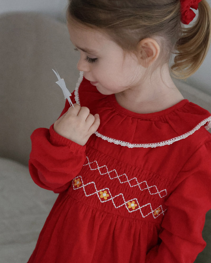 Mädchen Festkleid rot gesmokt