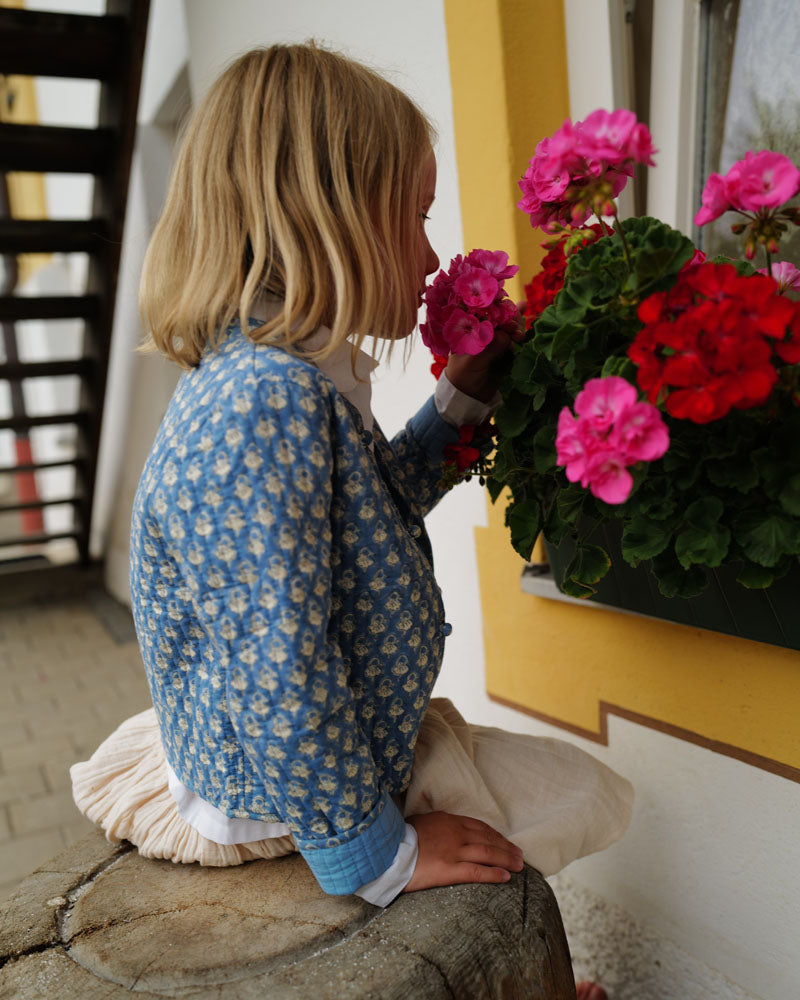 Mädchen Steppjacke blau gemustert