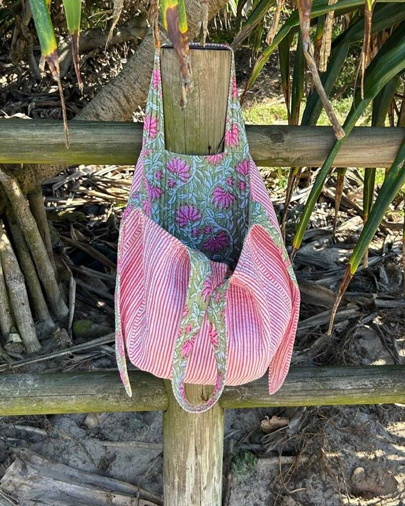 Tasche wendbar rot gestreift