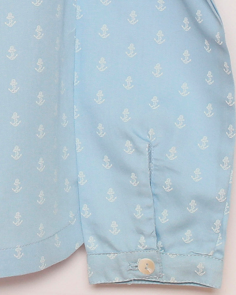 Mädchenbluse blau bedruckt Rundkragen