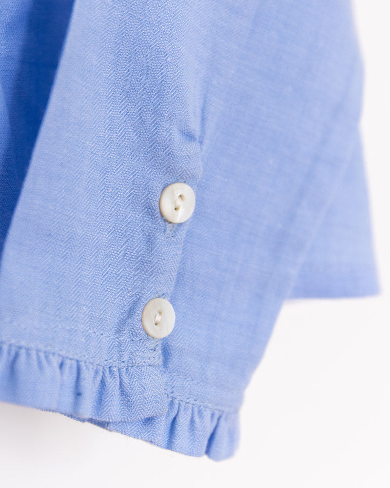 Mädchenbluse blau mit Volantkragen