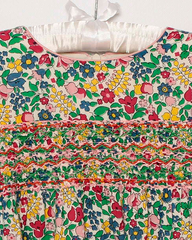 Mädchen-Smokkleid Blumenmuster bunt