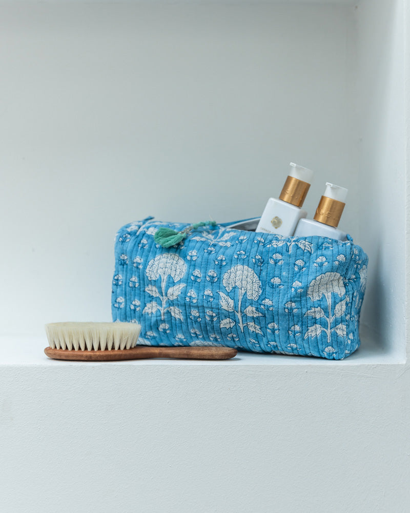 Kosmetiktasche blau geblümt für Kinder